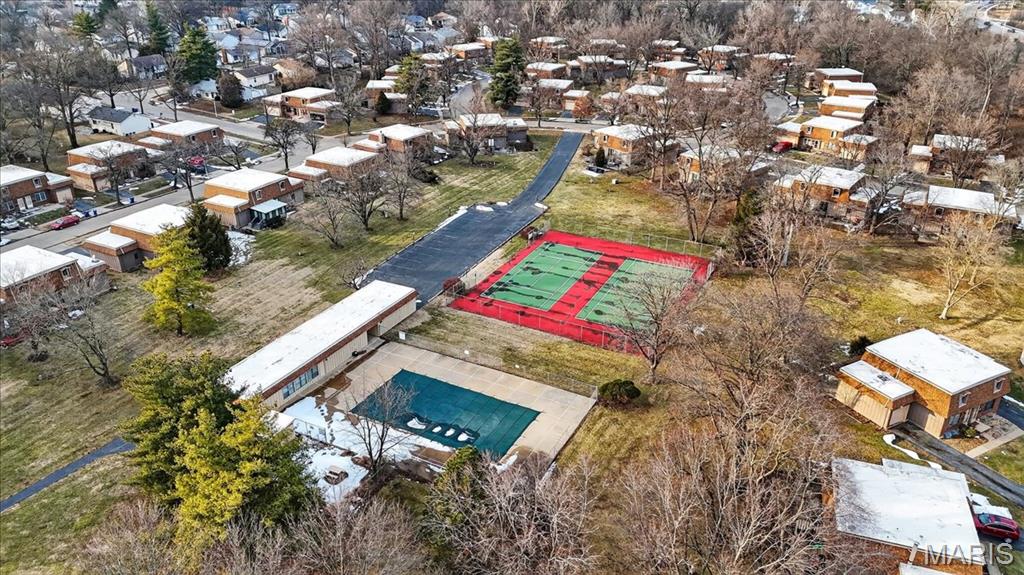 McKelvey Manor Condo - Residential