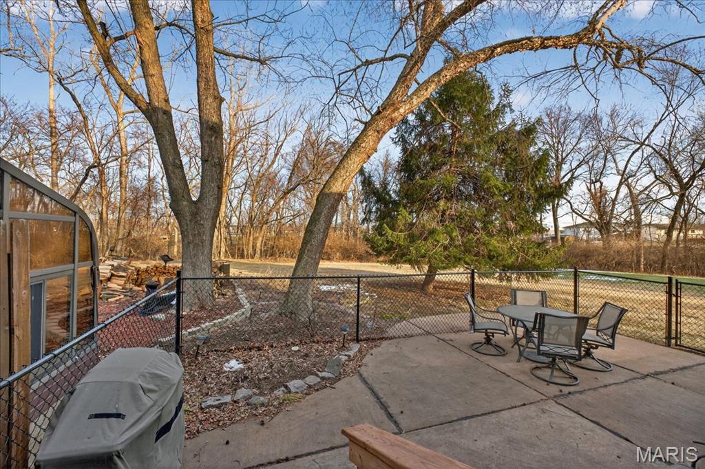 McKelvey Manor Condo - Residential