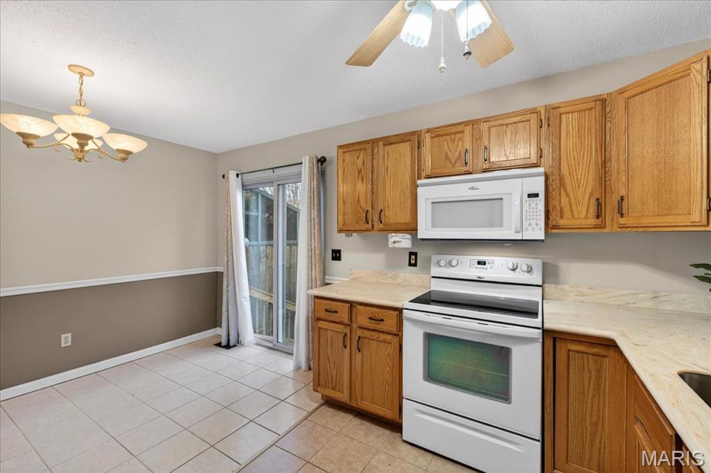 McKelvey Manor Condo - Residential