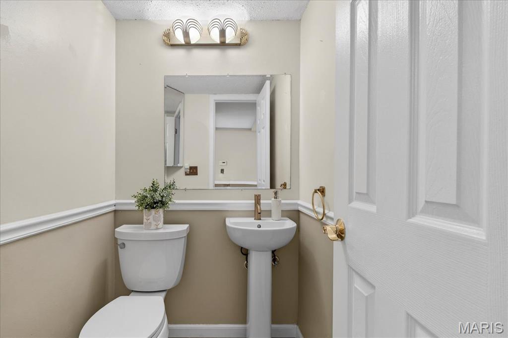 McKelvey Manor Condo - Residential