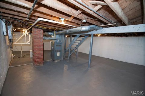 Tiny photo for 10 Belwood Road, Lebanon, MO 65536 (MLS # 26018825)