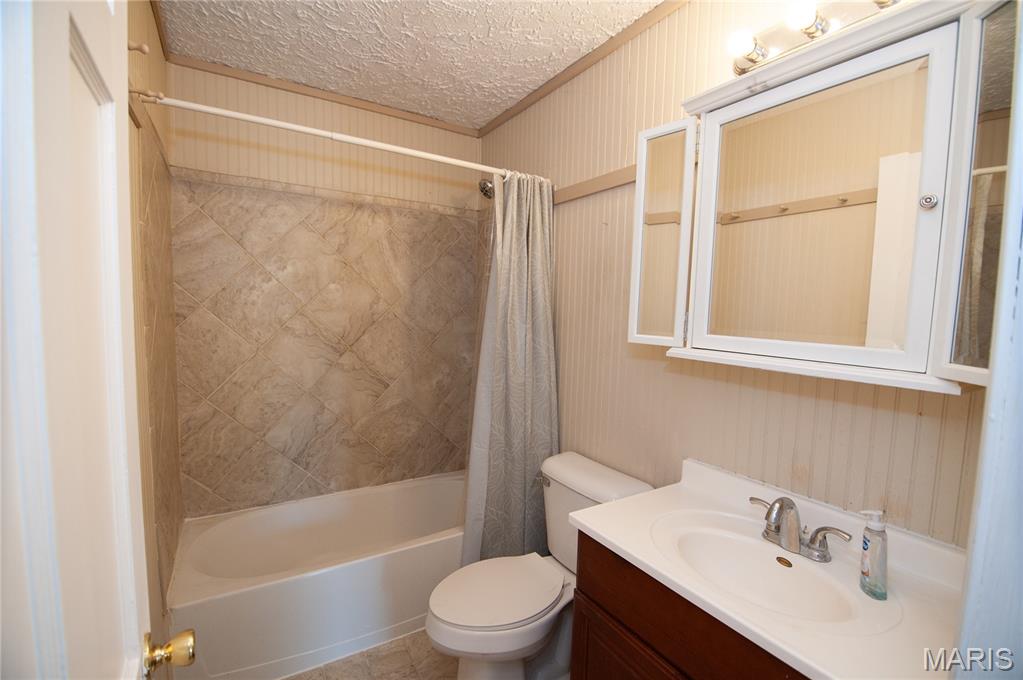 MAPLE CREST (ADDITION) - Residential