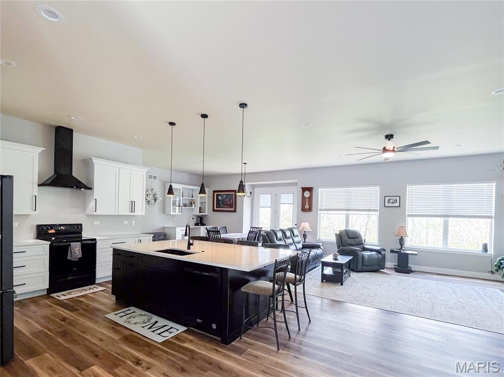 215 Rugged Acres