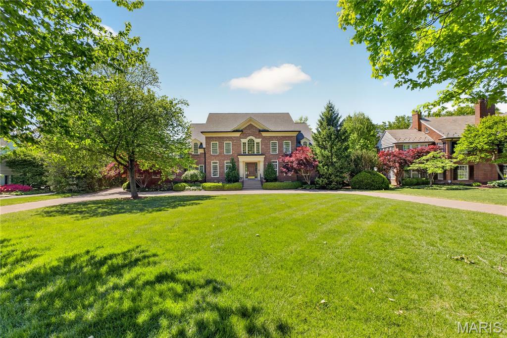 25 Fair Oaks Drive