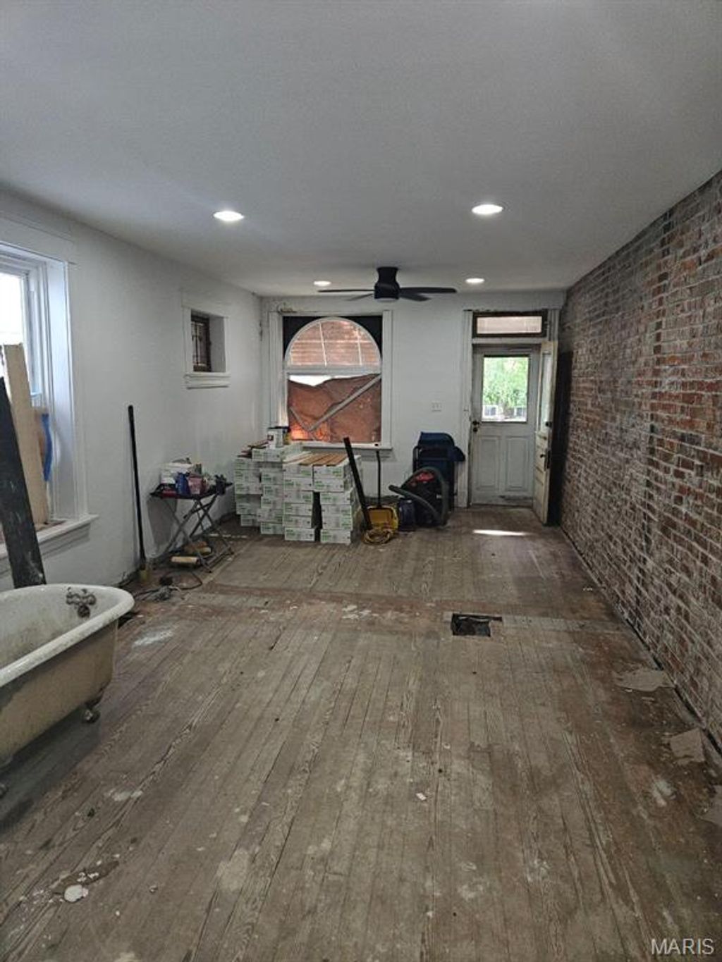 Photo of 4807 Milentz Avenue, St Louis, MO 63116 (MLS # 26023606)