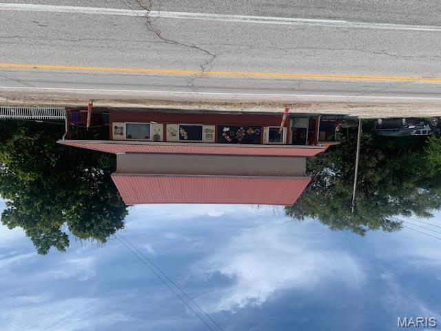 Cedar Crest Loc 22 - Commercial Sale