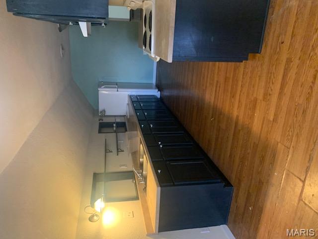 Cedar Crest Loc 22 - Commercial Sale