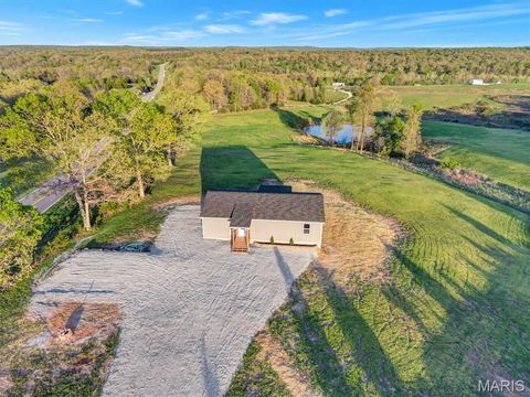 Photo of 10025 Gingham, Richwoods, MO 63071 (MLS # 26023323)