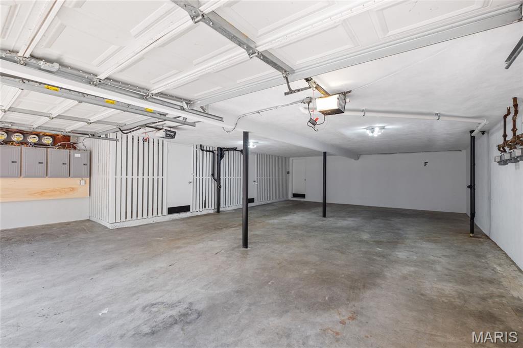 Missouri Stevens Estate - Residential Lease