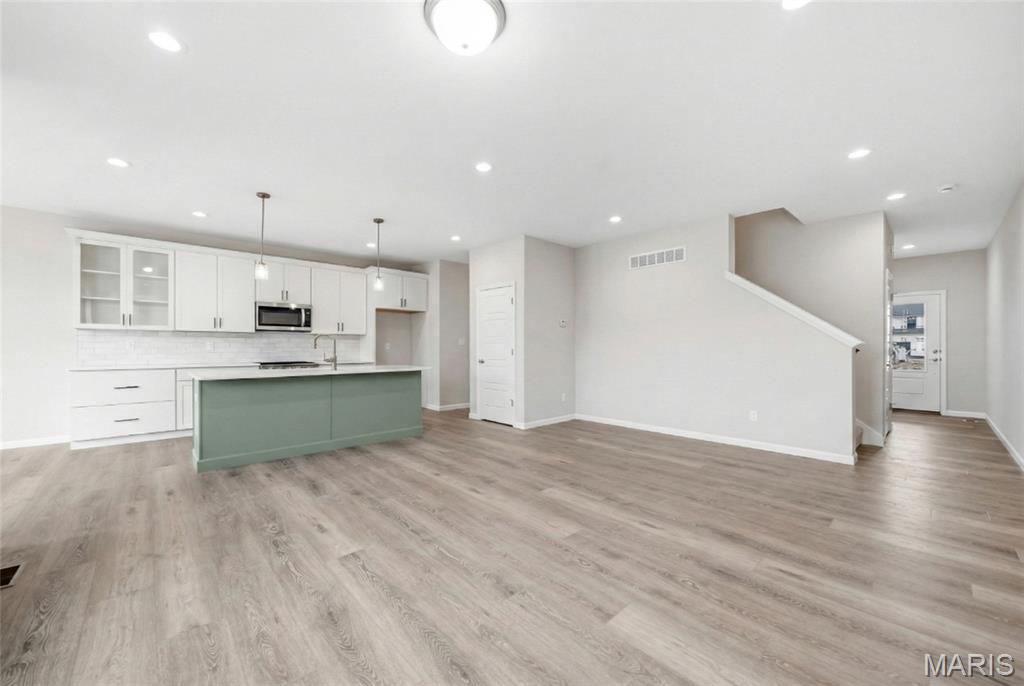 Birdie Hills Crossing - Cottage - Residential