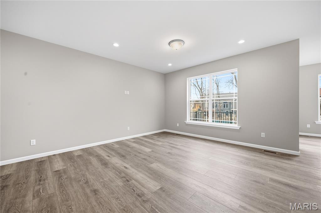 Birdie Hills Crossing - Cottage - Residential