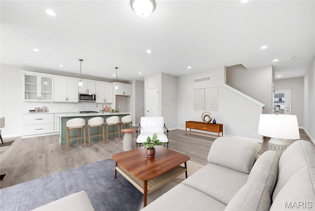 Birdie Hills Crossing - Cottage - Residential