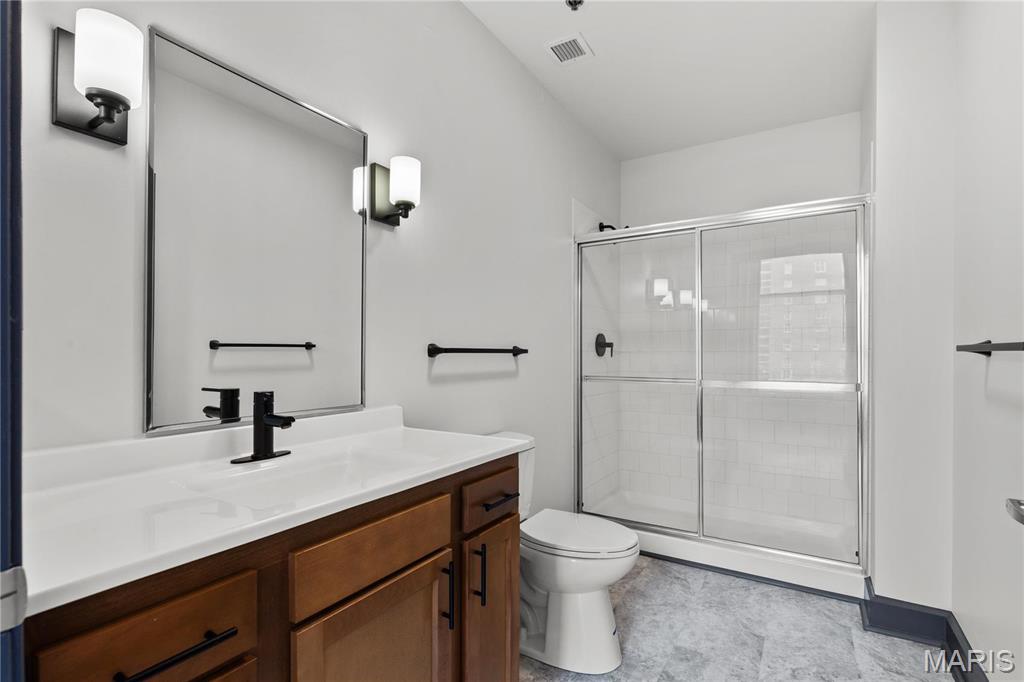 Six Cord - Residential Lease