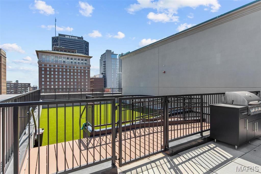 Six Cord - Residential Lease