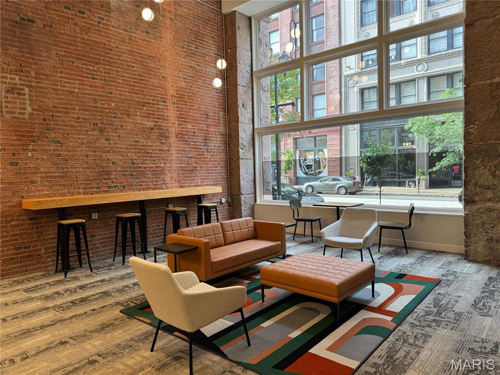 Six Cord - Residential Lease