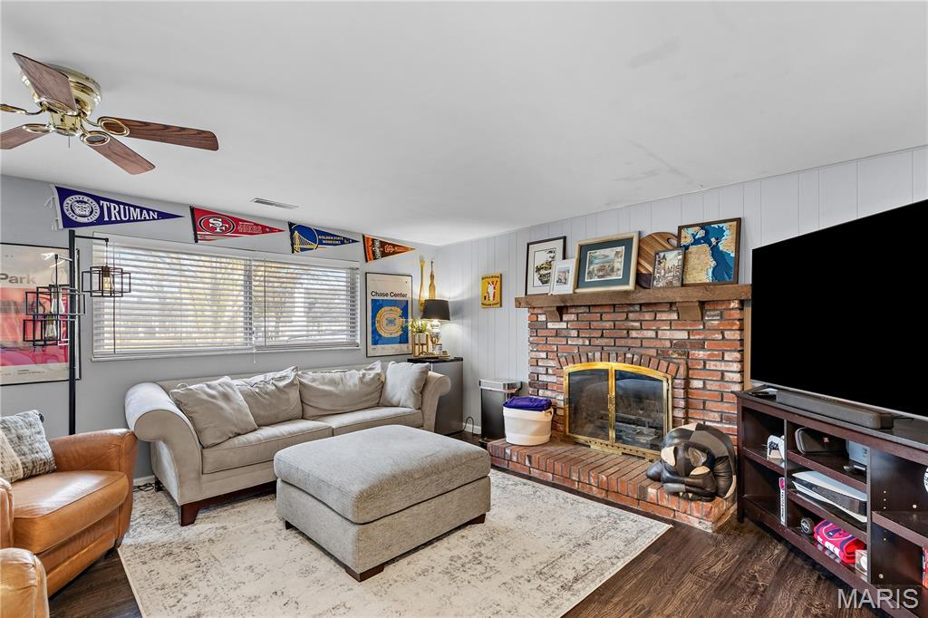 Westglen Village Add - Residential