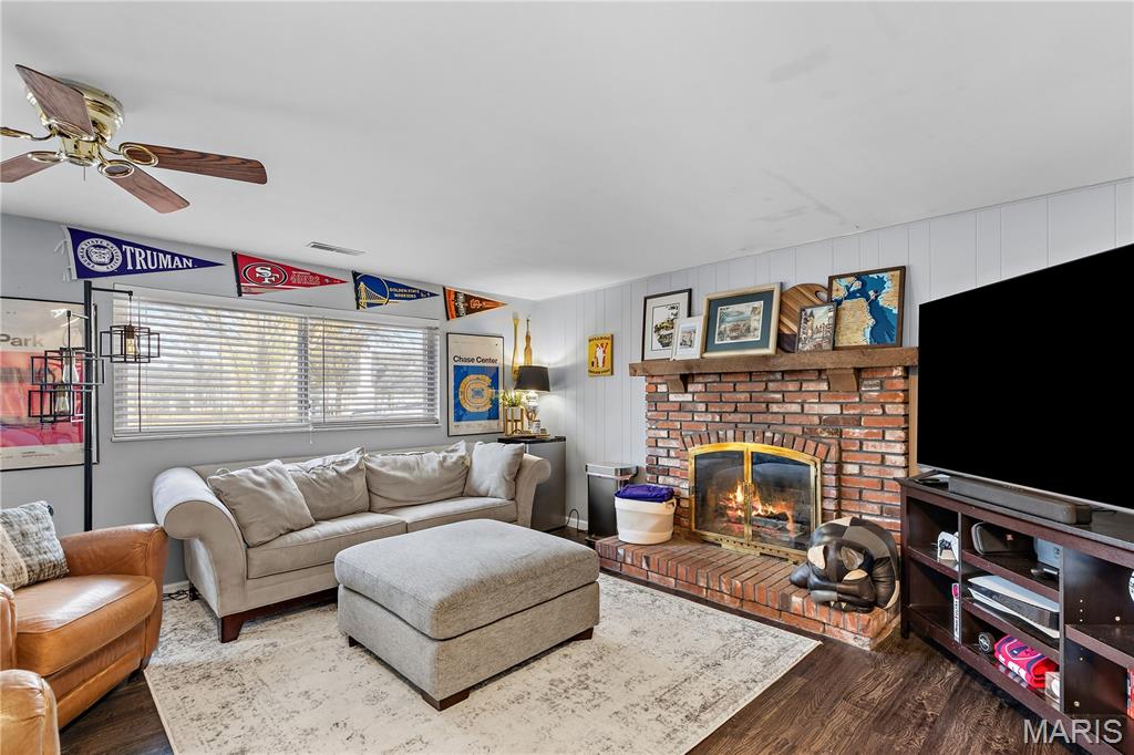 Westglen Village Add - Residential