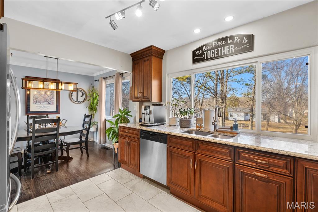 Westglen Village Add - Residential