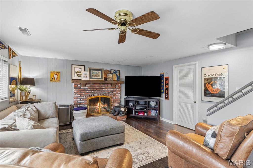 Westglen Village Add - Residential