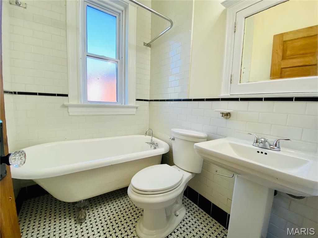 Gertrude Heim's - Residential Income