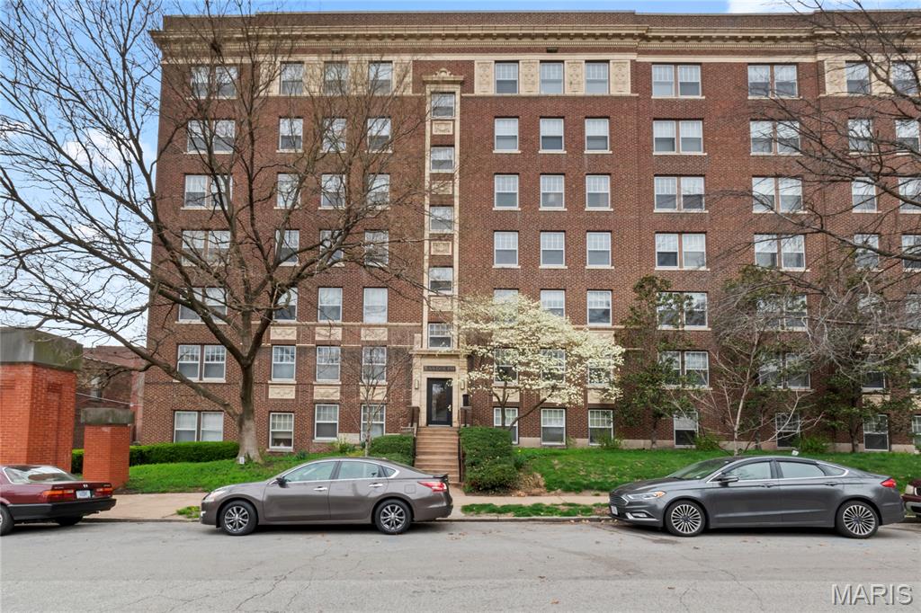 Randolph Condos - Residential