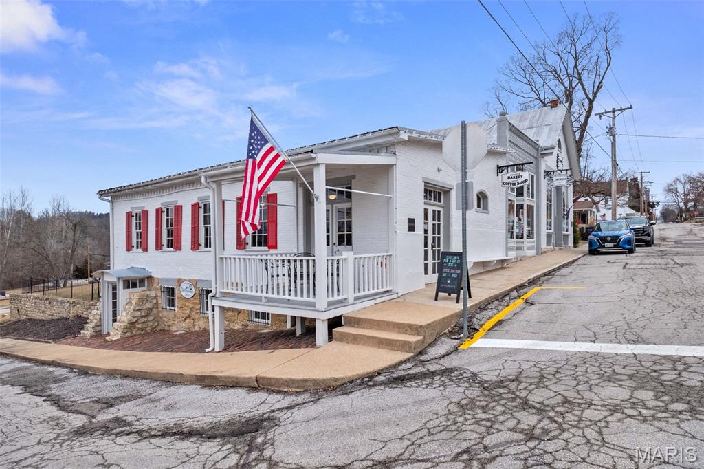 5595 Walnut and .21 Acre lot on Jackson Street
