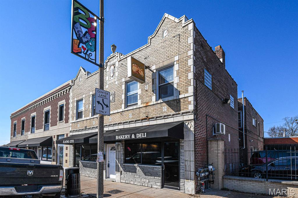 Gravois Morganford Add - Residential Lease