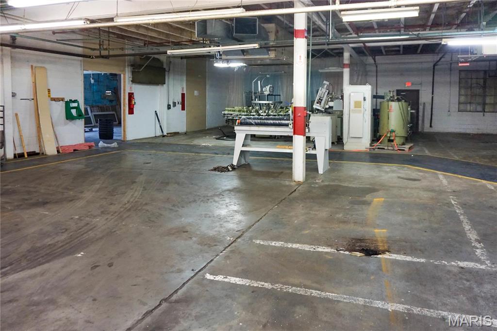 Krulik Sub - Commercial Sale