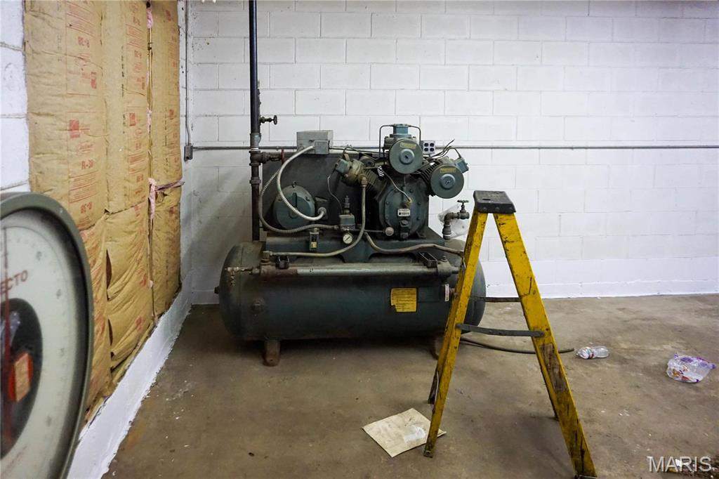 Krulik Sub - Commercial Sale