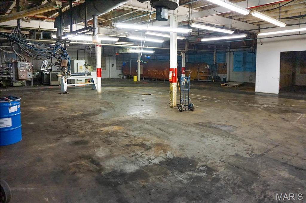 Krulik Sub - Commercial Sale