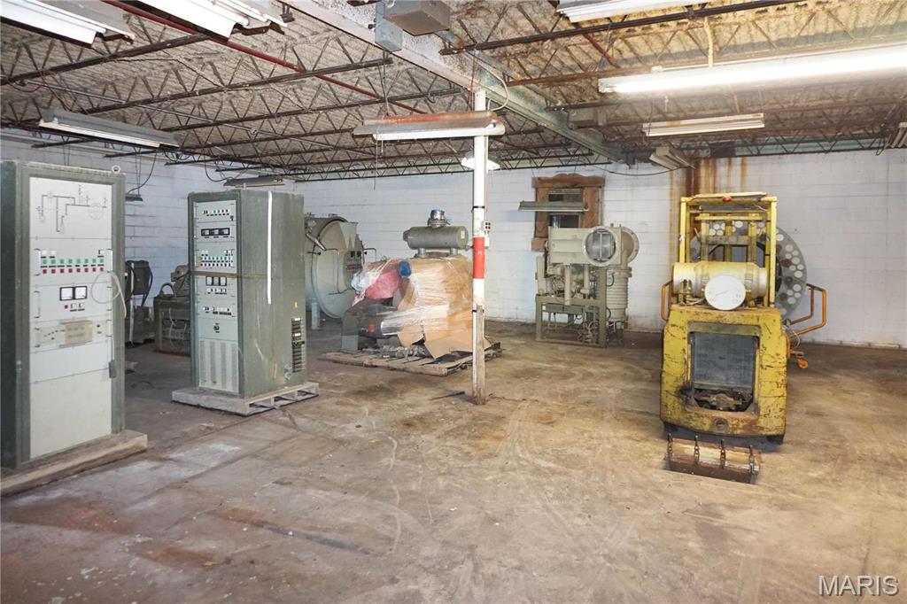 Krulik Sub - Commercial Sale