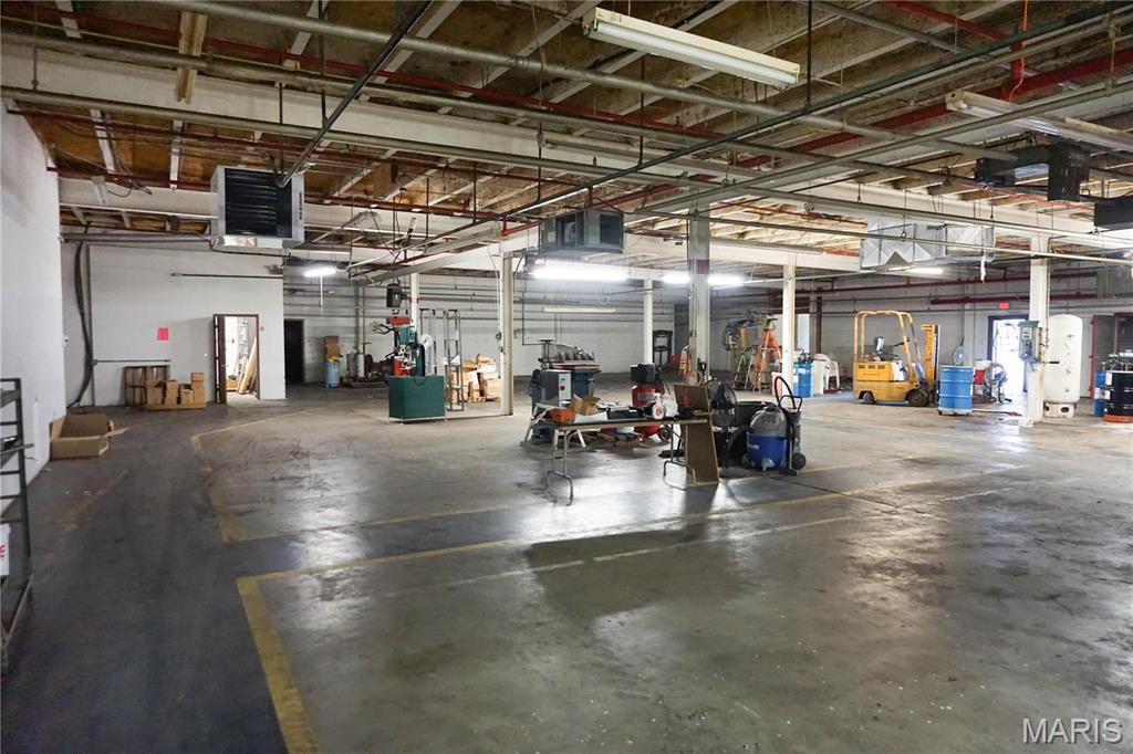 Krulik Sub - Commercial Sale