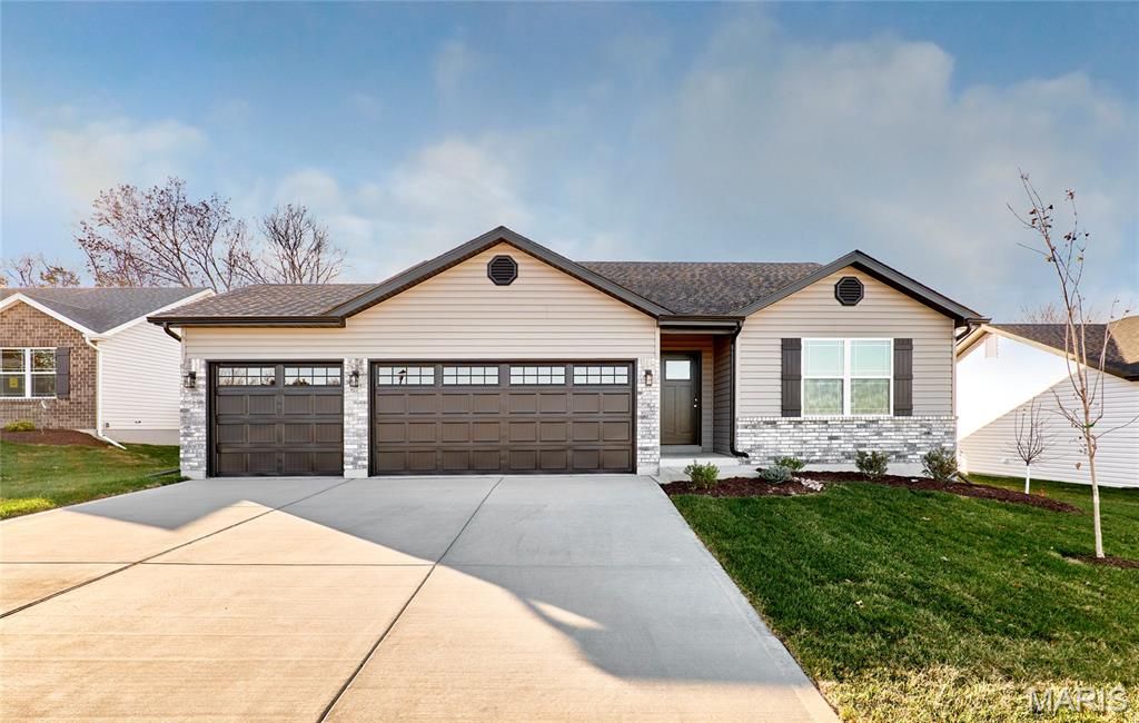 Photo of 1171 Marathon Drive, Foristell, MO 63348 (MLS # 26028124)