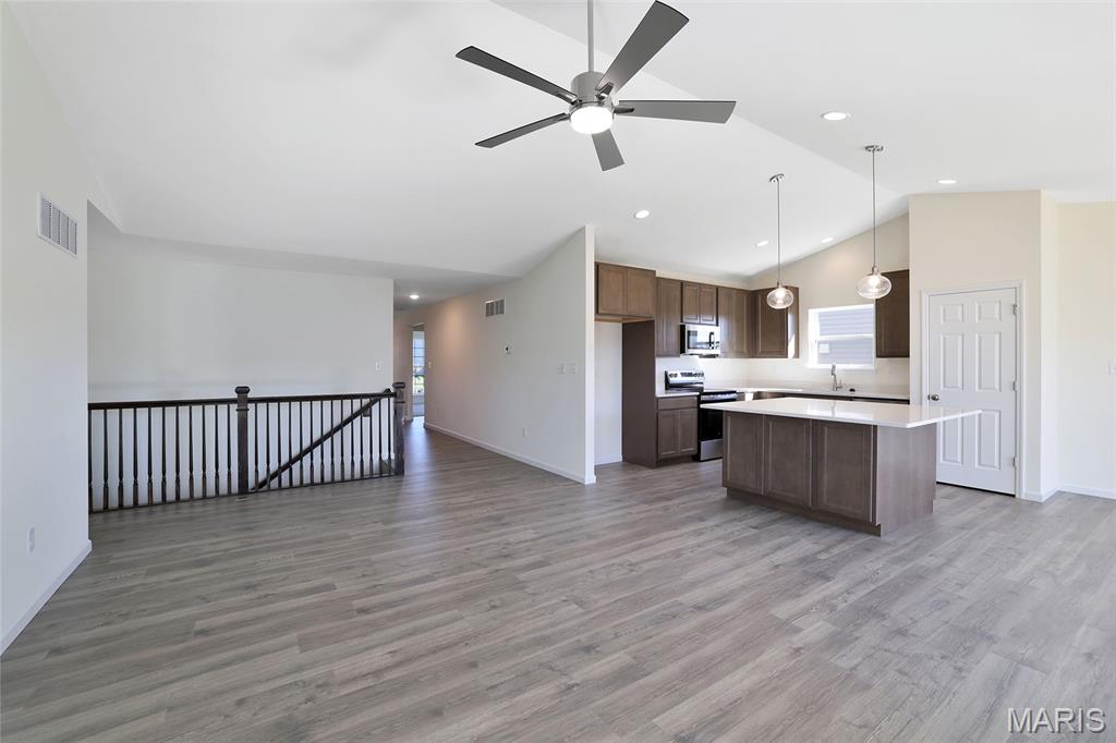 Fox Run 117 - Residential