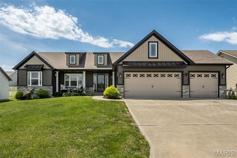 Photo of 132 Hayfield Drive, Moscow Mills, MO 63362 (MLS # 26036944)