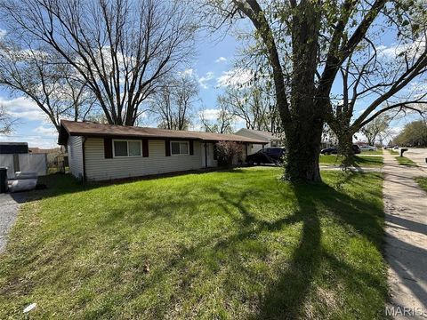 6200 Old Collinsville Road Fairview Heights IL 62208