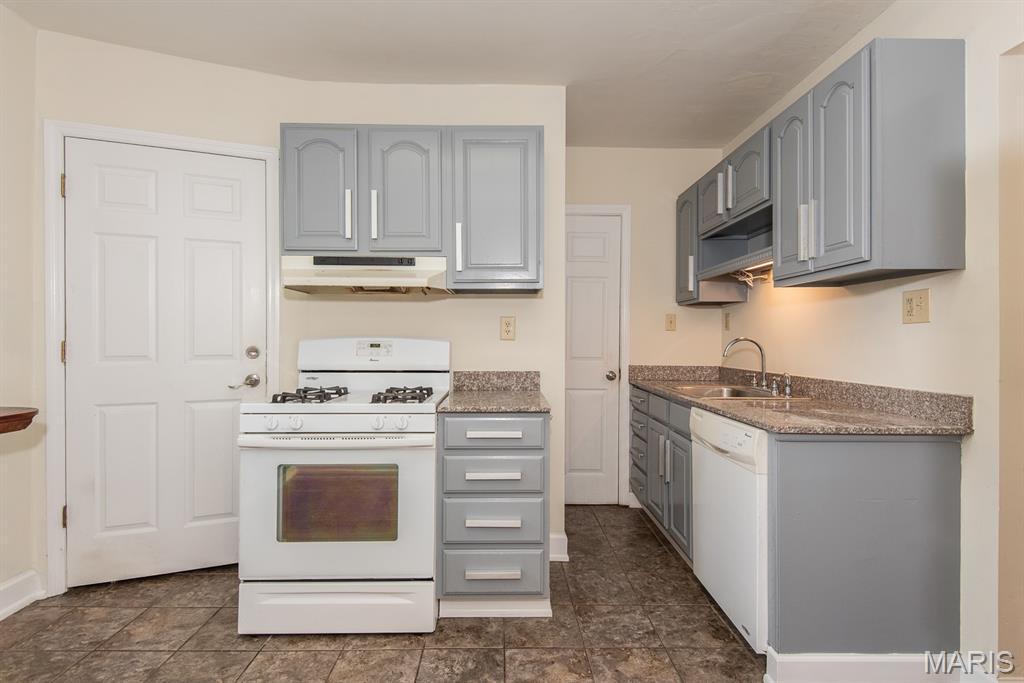 St Louis, Missouri 63109, United States, ,Residential,Pending,145072