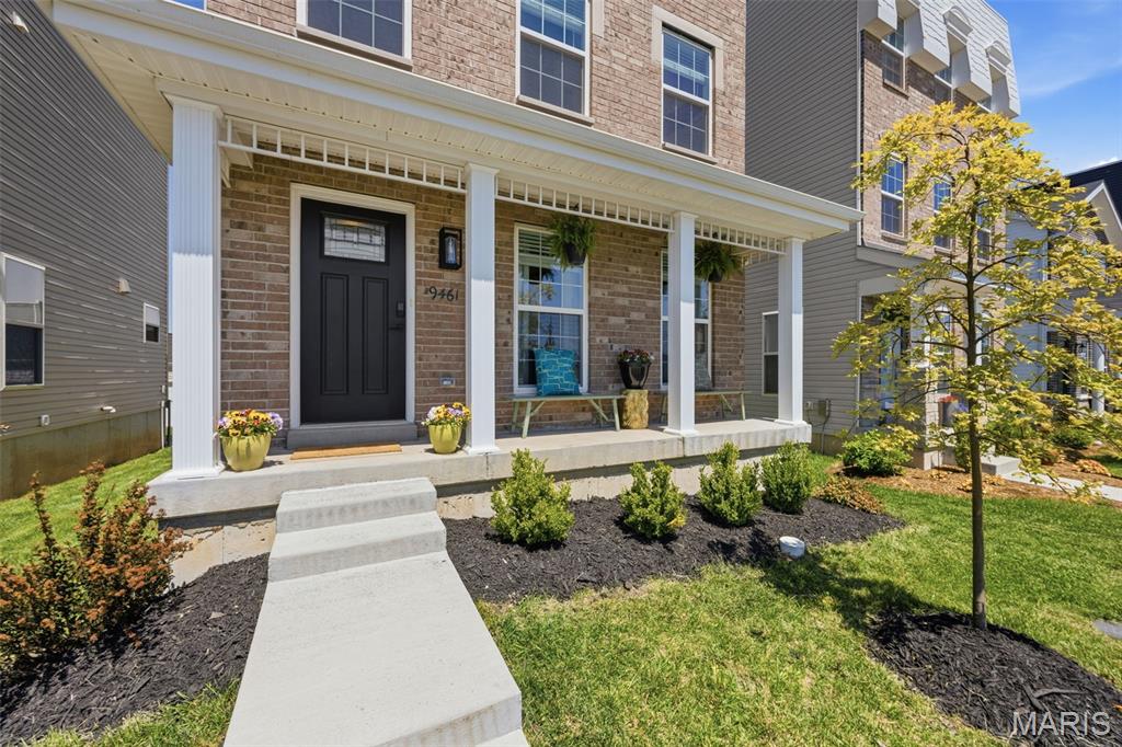 Villages At Crestwood Crossing The - Residential