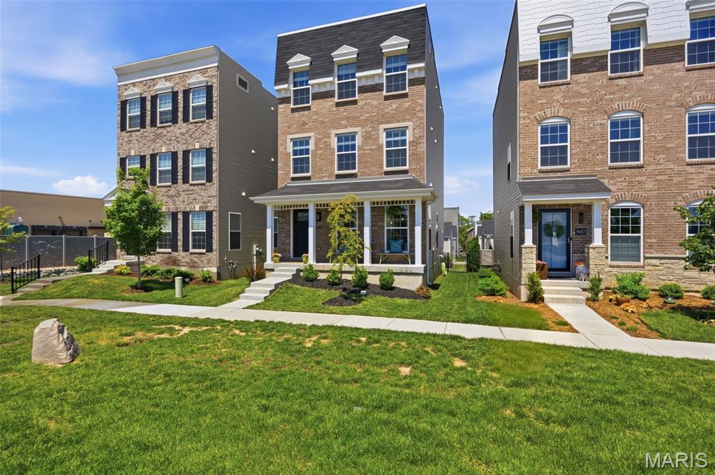 Villages At Crestwood Crossing The - Residential