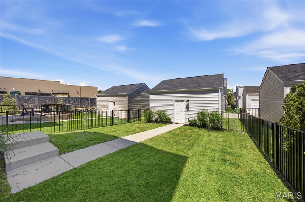 Villages At Crestwood Crossing The - Residential