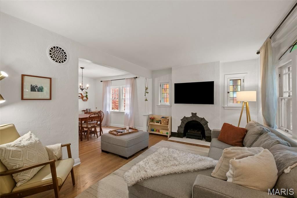 Photo of 4020 Parker Avenue, St Louis, MO 63116 (MLS # 25072895)