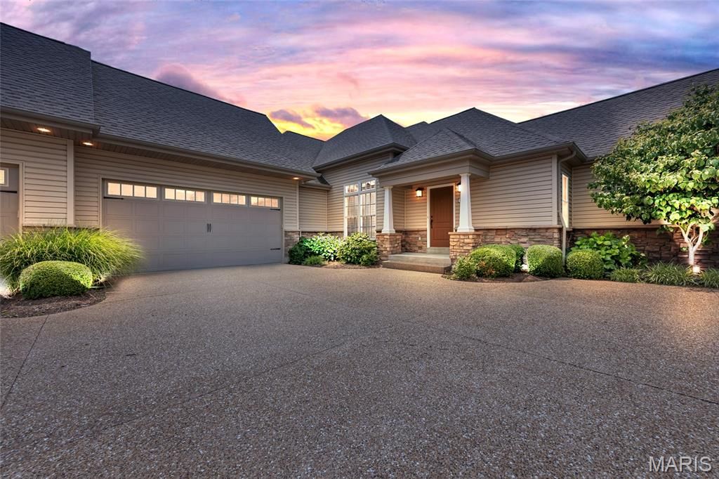 Photo of 1266 Harmony Lake Drive, St Peters, MO 63376 (MLS # 26019662)