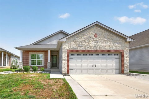 Tiny photo for 15 Country Trail Court, Lake Saint Louis, MO 63367 (MLS # 26048986)