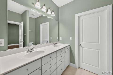 Tiny photo for 15 Country Trail Court, Lake Saint Louis, MO 63367 (MLS # 26048986)