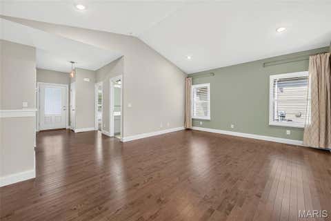 Tiny photo for 15 Country Trail Court, Lake Saint Louis, MO 63367 (MLS # 26048986)