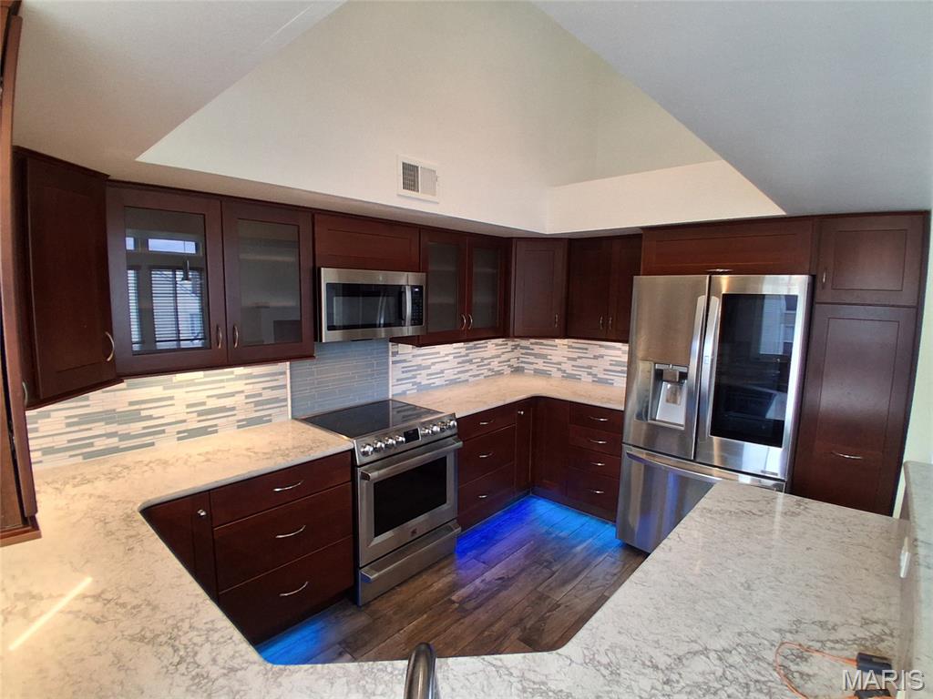 1848 Ridgeview Circle Drive