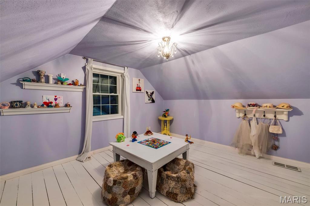 St Louis Hills - Residential