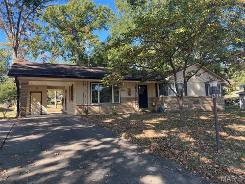 Photo of 1339 Karen Drive, Cape Girardeau, MO 63701 (MLS # 26068462)