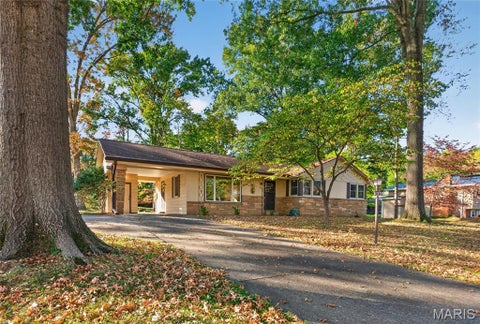 Tiny photo for 1339 Karen Drive, Cape Girardeau, MO 63701 (MLS # 26068462)