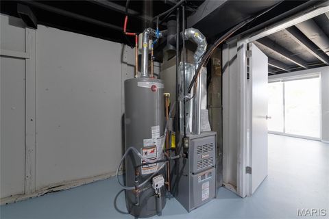 Tiny photo for 10430 Castle Drive Dr, St Louis, MO 63136 (MLS # 26007763)